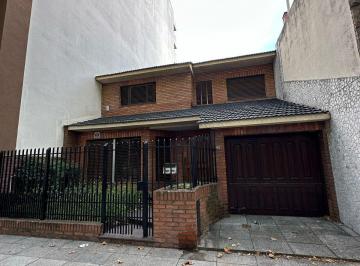 Terreno , Villa Luro · Casa Valor Terreno 8,66 X 33 Excelente Ubicacion!