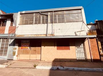 Casa · 200m² · 4 Ambientes · 1 Cochera · Casas - Casa - Centro, Resistencia