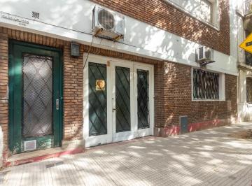 PH · 98m² · 3 Ambientes · 1 Cochera · PH en Floresta