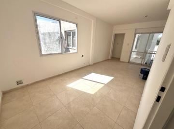 Departamento · 42m² · 3 Ambientes · Dpto en Barrio Sur - Interno - 1° Piso