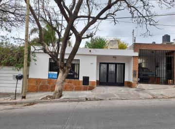 Casa de 4 ambientes, Córdoba · Vendo Casa 3 Dorm. con Cochera y Patio B° Observatorio