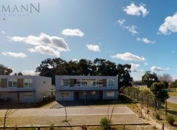 Casa · 128m² · 4 Ambientes · 2 Cocheras · Venta Town House 4 Amb en Pilará