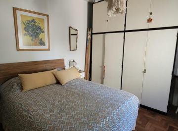 PH · 50m² · 2 Ambientes · 1 Cochera · PH en Castelar Norte