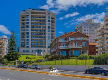 Departamento · 144m² · 4 Ambientes · 1 Cochera · Moderno Departamento con Vista Al Mar, en Playa Chica