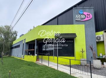 Local comercial · 918m² · Venta Club de Padel San Bernardo Tres Canchas de Padel