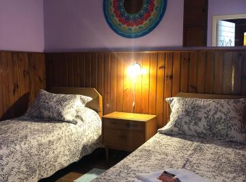 Habitación 2 camas de 1 plaza · Departamento P/ Estudiantes 1 o 2 Personas a 500 m del Mar en Zona La Perla