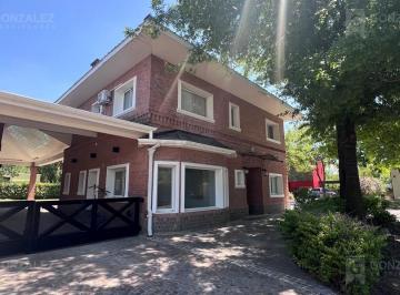 Casa · 320m² · 7 Ambientes · 6 Cocheras · Casa Chalet en Venta en Sausalito, Pilar, G. B. a. Zona Norte