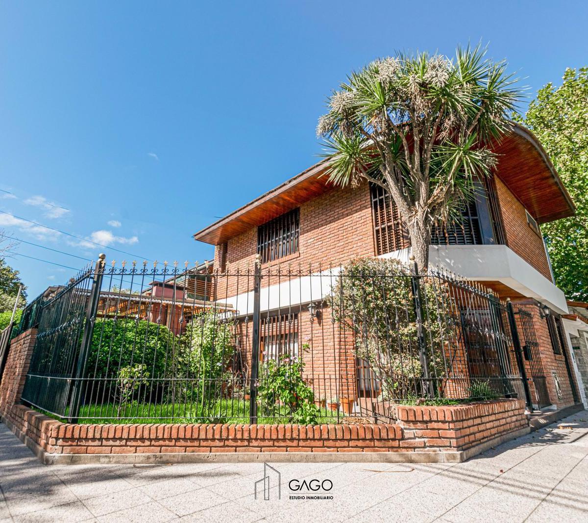 Excelente chalet ubicado en zona la Perla, a tan solo tres cuadras del mar