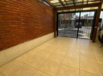Casa · 100m² · 3 Ambientes · 1 Cochera · Duplex 2 Dorm. Alberdi