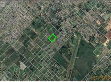 Terreno · 90000m² · 605 Entre 16 y 18 Fracción en Venta en Barrio Los Robles, Barrio Aeropuesto, La Plata