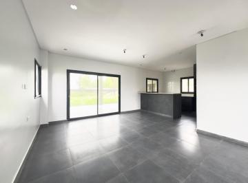 Casa · 183m² · 5 Ambientes · 2 Cocheras · Casa en Yerba Buena, Country Santa Barbara