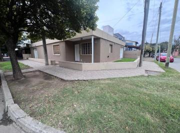 Casa de 5 ambientes, Córdoba · Venta Casa Residencial San Carlos 3 Dorm.