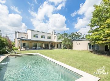 Casa · 507m² · 7 Ambientes · 2 Cocheras · Excelente Casa de 5 Dorm. en Venta - Rosario Golf Country Club