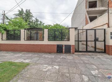 PH · 78m² · 4 Ambientes · Venta PH 3/4 Amb. Zona San Justo Patio y Jardin