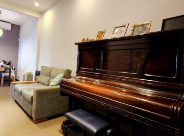Casa · 75m² · 4 Ambientes · 1 Cochera · Casa en Barrio Hospitales/tiro Suizo