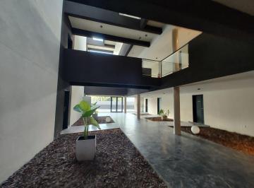 Departamento de 1 ambiente, Hurlingham · Departamento de 1 Ambiente con Cochera y Baulera, a Estrenar. Be West