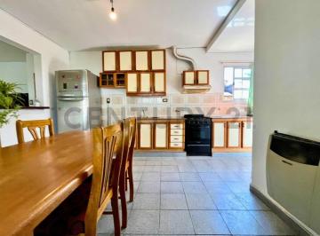 Casa · 110m² · 3 Ambientes · 1 Cochera · Venta - Casa 2 Dorm. - Pueblo Esther, Centro - Pje 2 1874