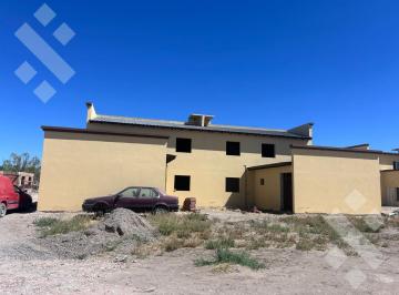Casa · 95m² · 2 Ambientes · 1 Cochera · Casa en Venta en Complejo Casas del Comahue
