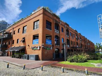 Oficina comercial · 195m² · 5 Ambientes · 2 Cocheras · Oficina en Alquiler - Puerto Madero - Caba
