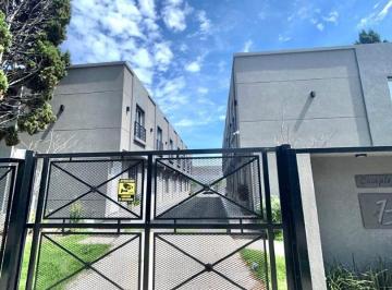Casa · 65m² · 3 Ambientes · 1 Cochera · Venta de Duplex de Pozo en Complejo Brida II San Miguel