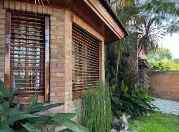 Casa de 8 ambientes, Esteban Echeverría · Venta - Casa en Monte Grande