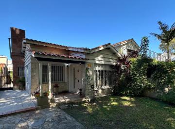 Casa de 3 ambientes, Rosario · Alberdi Residencial, Freyre y Alvarez Thomas