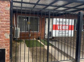 Casa · 90m² · 3 Ambientes · 1 Cochera · Duplex con Quincho y Garaje - Apto Credito - Los Polvorines