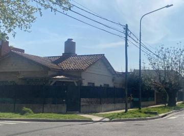 Casa · 101m² · 4 Ambientes · 1 Cochera · Venta Casa 4 Amb Jardin - Parrilla - Coch, Bella Vista