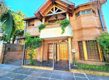 Casa de 4 ambientes, Ituzaingó · Chalet en Venta en Ituzaingo Norte