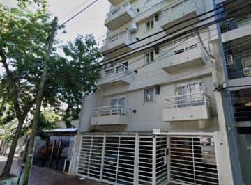 Departamento · 50m² · 2 Ambientes · 1 Cochera · 2 Ambientes Muy Lindo y Luminoso, con Balcón y Cochera