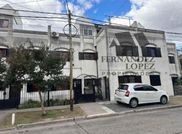 Casa de 3 ambientes, Quilmes · Triplex