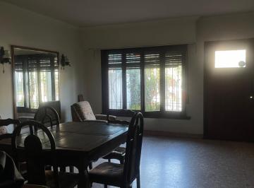 PH · 93m² · 3 Ambientes · PH en Venta - 2 Dorm. 1 Baño - Cochera - 352 m² - Boulogne Sur Mer