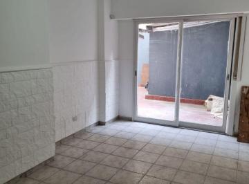 Departamento de 2 ambientes, General San Martín · Venta Departamento 2 Ambientes con Patio Centro de San Martin