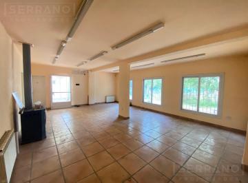 Local comercial · 280m² · 3 Ambientes · 1 Cochera · Venta Local Comercial en Colectora Norte, Ruta 8, Km 73, Barrio Los Pinos. Exaltacion de La Cruz