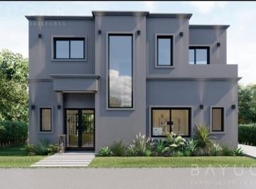 Casa · 141m² · 5 Ambientes · 4 Cocheras · Venta Casa - Barrio Santa Elisa - Pilar del Este