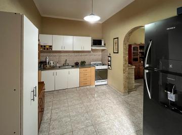 Casa · 64m² · 3 Ambientes · Venta - Casa de 2 Dorm.. Parque Casado, Rosario.