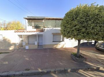 PH de 10 ambientes, Rosario · ¡Doble Oportunidad en Rosario! 2 Propiedades en PH, Ideal Inversores