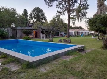 Casa · 107m² · 5 Ambientes · Casa en Roldán en Cotos de La Alameda