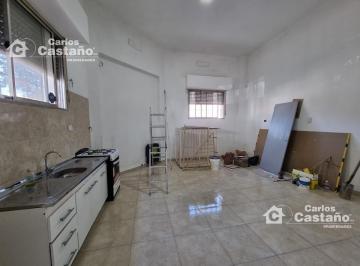 PH · 139m² · 6 Ambientes · PH en Esquina Ideal 2 Familias y o Inversor a 4/c de Av Maipu