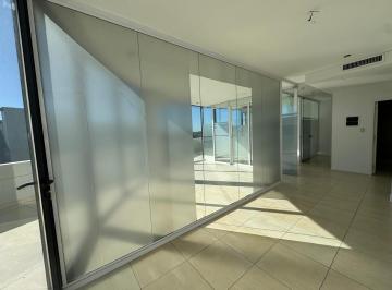 Oficina comercial · 98m² · 1 Ambiente · 1 Cochera · Ubicación Estratégica, Conectividad Imbatible y Seguridad 24