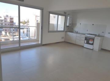 Departamento · 50m² · 3 Ambientes · 1 Cochera · Departamento - Florida Mitre/este