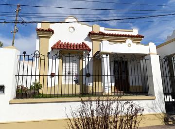 Casa de 4 ambientes, Exaltación de la Cruz · Hermosa Casa en Capilla del Señor