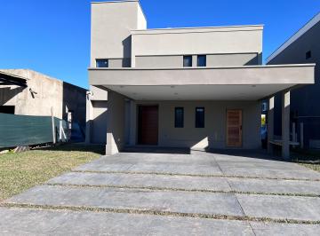 Casa de 7 ambientes, Tafí Viejo · Hermosa Casa a Estrenar en Country Pinar 2 Tafi Viejo