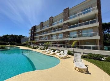 Departamento · 69m² · 3 Ambientes · 1 Cochera · Departamento Tres Ambientes en Venta - Pinamar