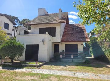 Casa · 40m² · 1 Dormitorio · 1 Cochera · Dúplex en Venta - Zona Dúplex - Excelente Estado