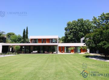 Casa · 633m² · 4 Dormitorios · Casa en Altos de Pilar - Impecable - Estilo Moderno