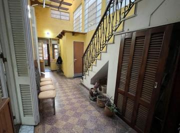 Casa · 179m² · 4 Ambientes · Casa en Venta| Pte. Roca 1600