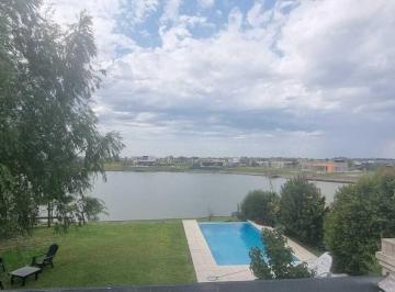 Casa · 150m² · 4 Ambientes · 1 Cochera · Alquiler en San Sebastián a Laguna A10