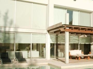 Casa · 380m² · 4 Ambientes · 2 Cocheras · Casa en Venta 3 Dorm. en Los Castores, Nordelta, Tigre
