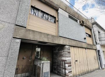 PH · 133m² · 5 Ambientes · 1 Cochera · Venta PH a Reciclar de 5 Ambientes con Terraza, Patio y Cochera